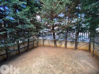 Apartment for sale in Awkar/ Garden