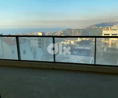 Apartment for sale in Mazraat Yachouh/ Terrace/ View