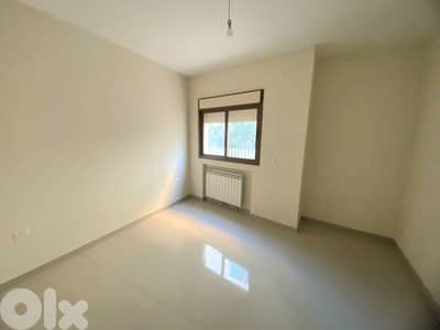 Apartment for sale in Mazraat Yachouh/ Terrace/ View