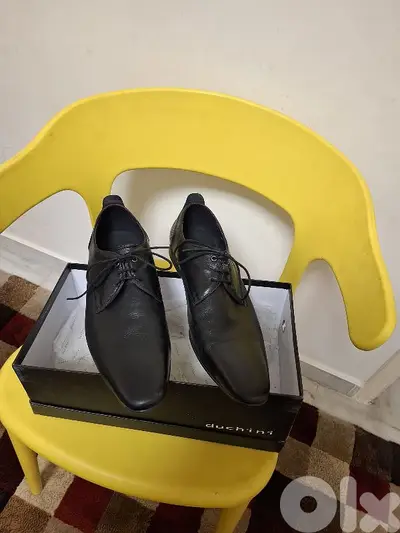 shoes size 43
