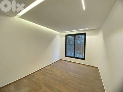 Apartment for sale in Baabdat/ New/ Terrace/ View