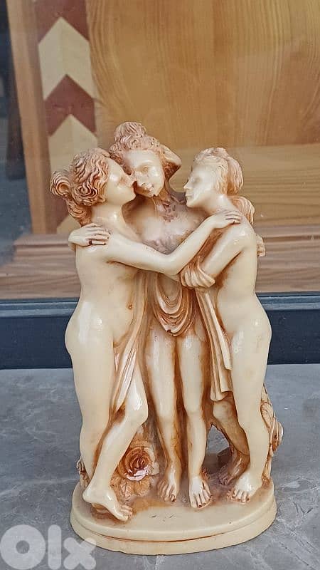 antique 0
