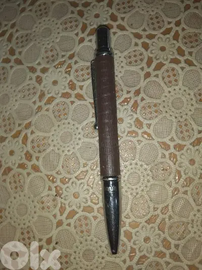 Anthony Bonja Pen used needs refill