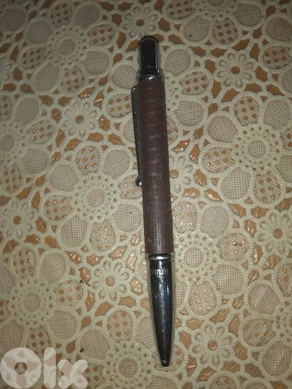 Anthony Bonja Pen used needs refill 0