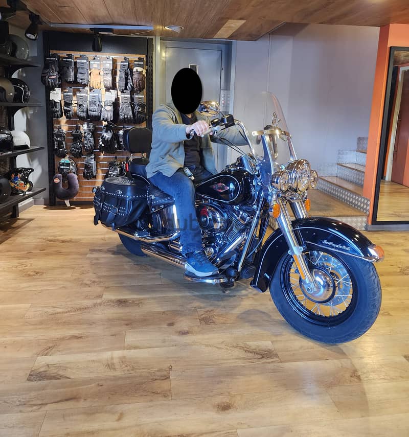 Harley Heritage Classic Softail 2014 - like new (negotiable) 3