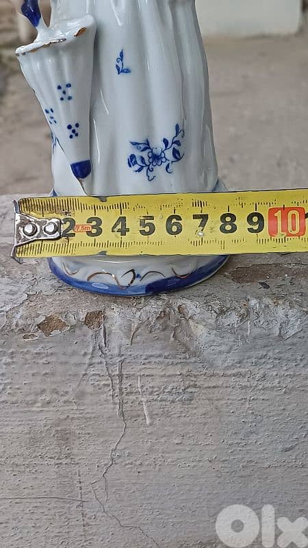 antique 8