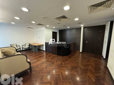 Office for Rent in Saifi - مكتب للأجار في الصيفي