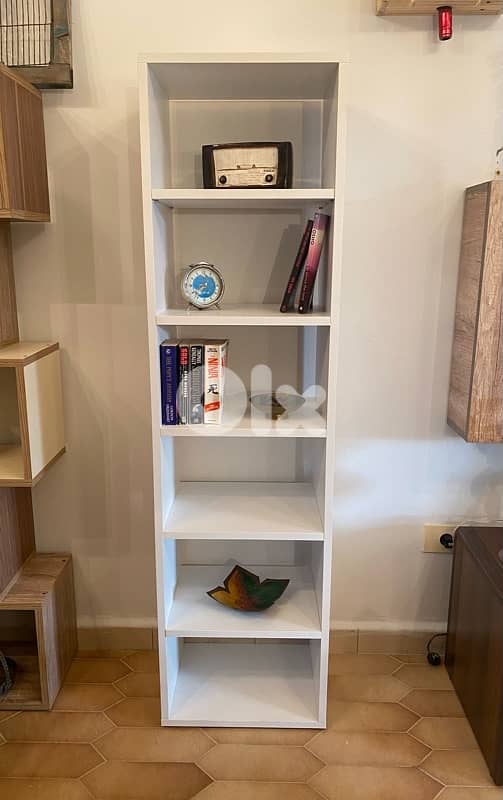bookcase 0