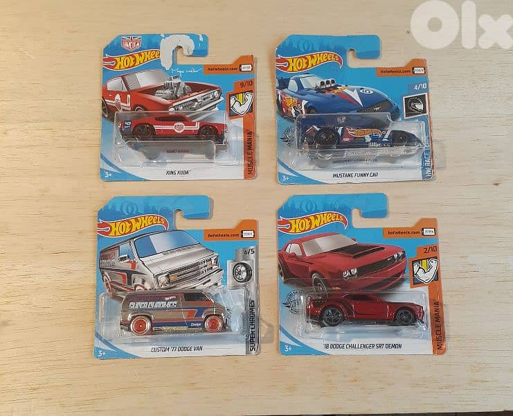 Hot Wheels (2019) diecast car model 1;64 12