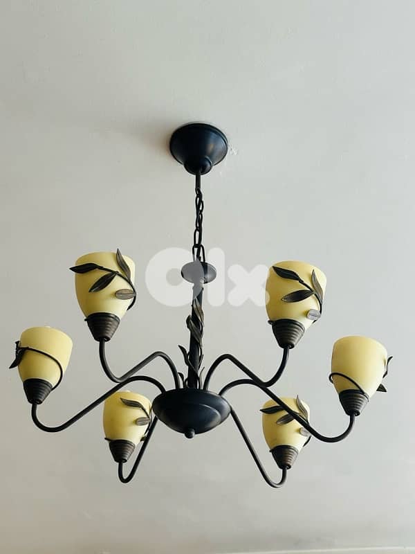 chandelier 0