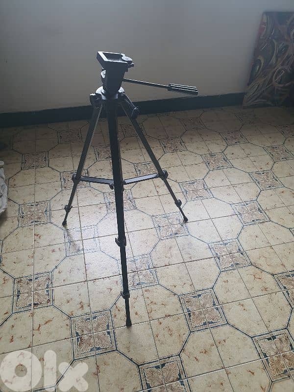 tripod for camera and video recorder 0