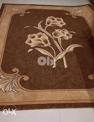 Carpet length 274cm. Width 199cm