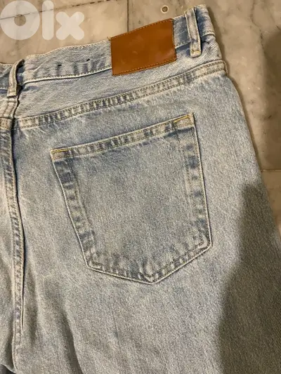 H&M jeans size 34 high waist mint condition