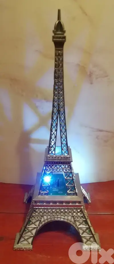 Flashing leds illuminated tour effel 38cm