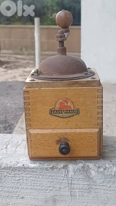 antique 3