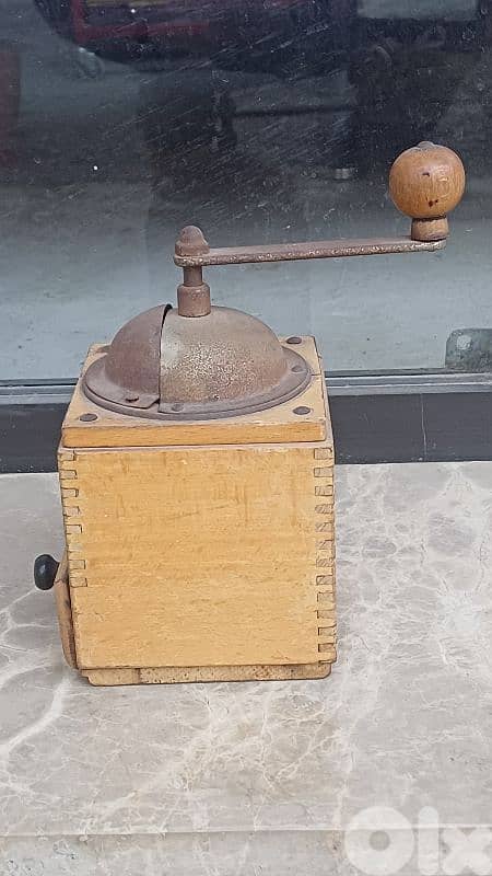 antique 4