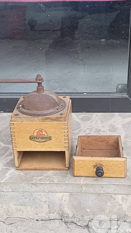 antique 6