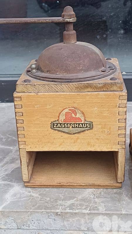 antique 7