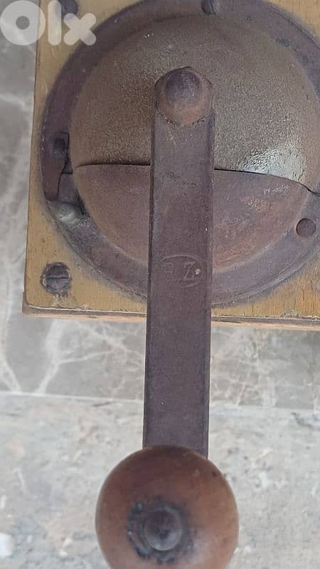 antique 8