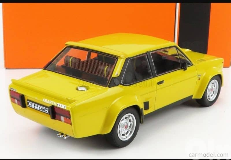Fiat Abarth 131 diecast car model 1;18. 4