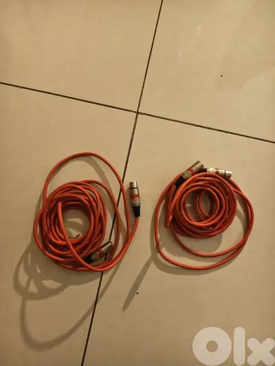 XLR TO XLR 3 meters cable each
