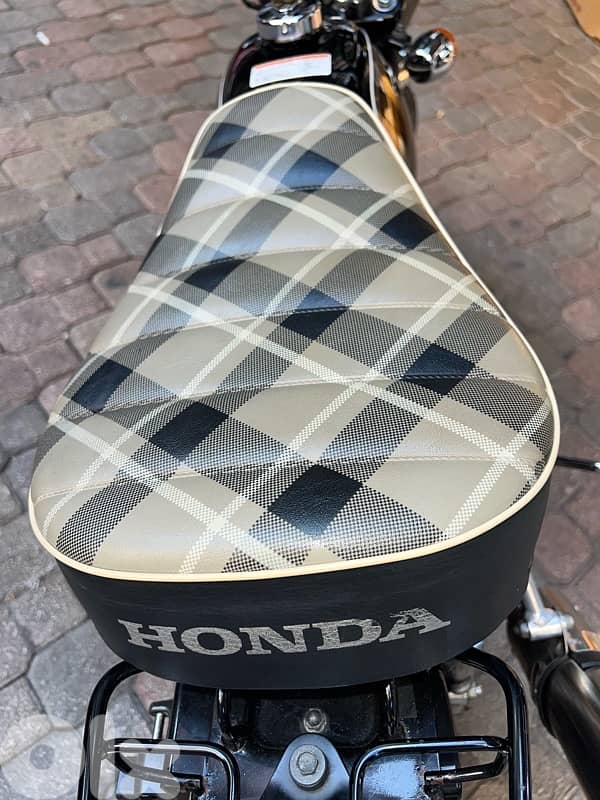 Honda Monkey z 50 Fi injection 14