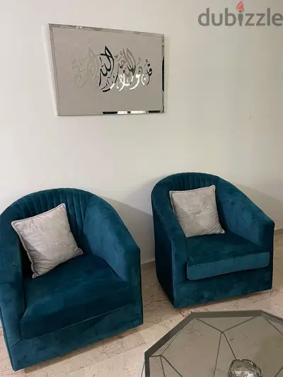 Complete Salon Used Like New 600$