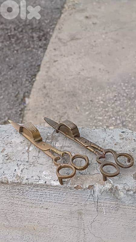 antique 0