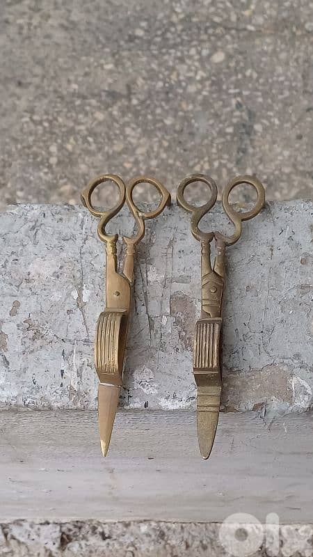 antique 7