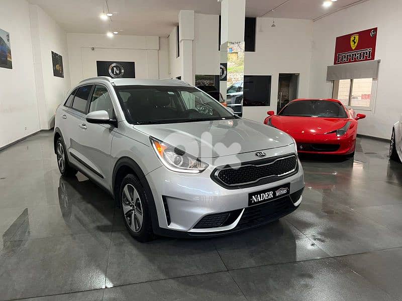 Kia Niro Hybrid 2019 Low Milage 8000 0