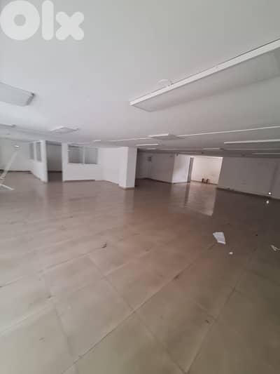 STAND ALONE SHOWROOM IN MKALLES PRIME (500Sq) 2 FACADES, (MKR-116)