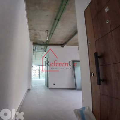 Office for rent in Antelias مكتب للإيجار في أنطلياس