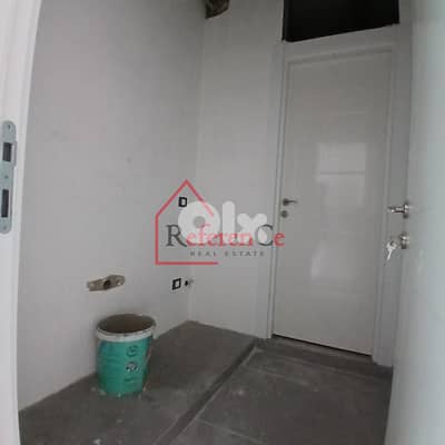 Specious office for rent in Antelias مكتب واسع للإيجار في أنطلياس