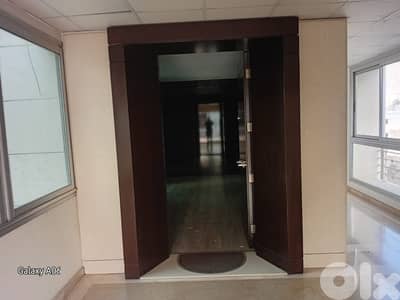 Office for rent in Dekwaneh مكتب للايجار في ديكوانة