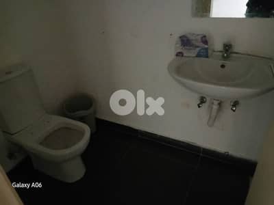 Office for rent in Dekwaneh مكتب للايجار في ديكوانة