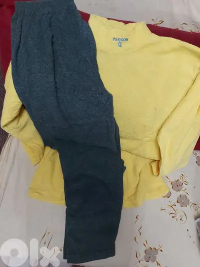 للبيع بيجامه نسائيه