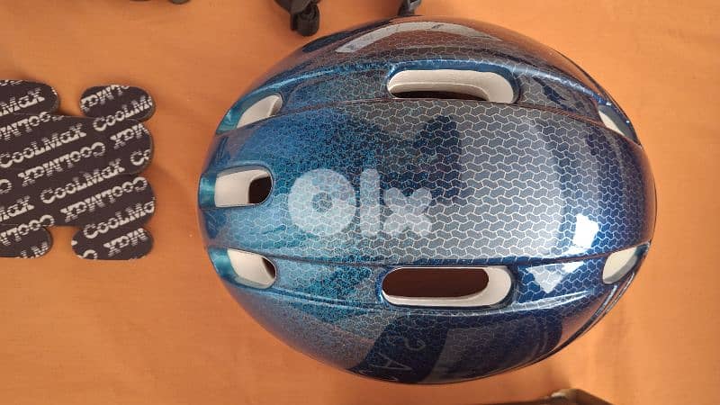 Coolmax bike helmet 0