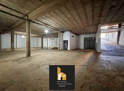 Warehouse for sale in Kaslik high ceiling 1040m2 Easy Access/مستودع