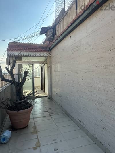 300m Rooftop 10th floor + Parking Msaytbe Beirut