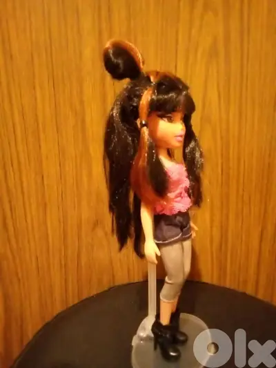 BRATZ JADE ALL GLAMMED UP MGA Rare As new doll+her Own wears+Boots=36$