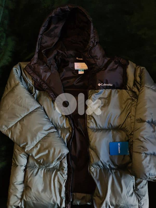 Columbia Puffect Hooded Jacket / Puffer 10