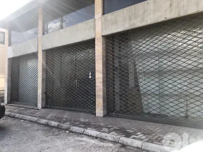 RWB103CC - Showroom with warehouse for rent in Bsarma - Koura