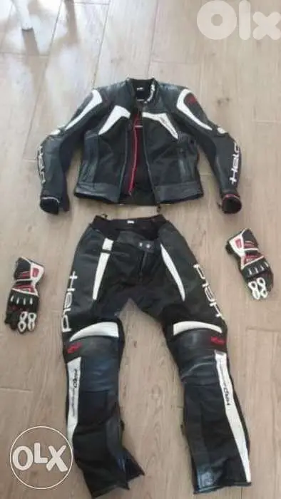 full held hrd suit