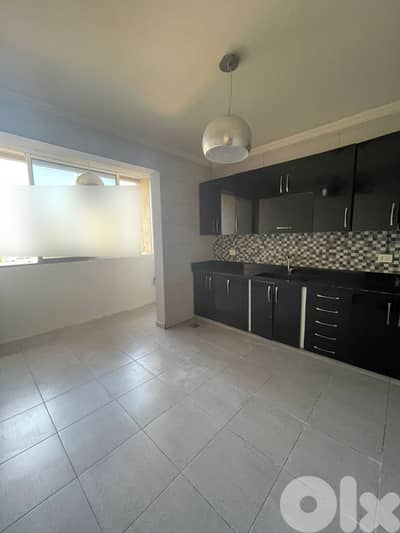 SPACIOUS APARTMENT IN FURN EL CHEBBAK PRIME (160Sq) 3 BEDS, (FCR-122)