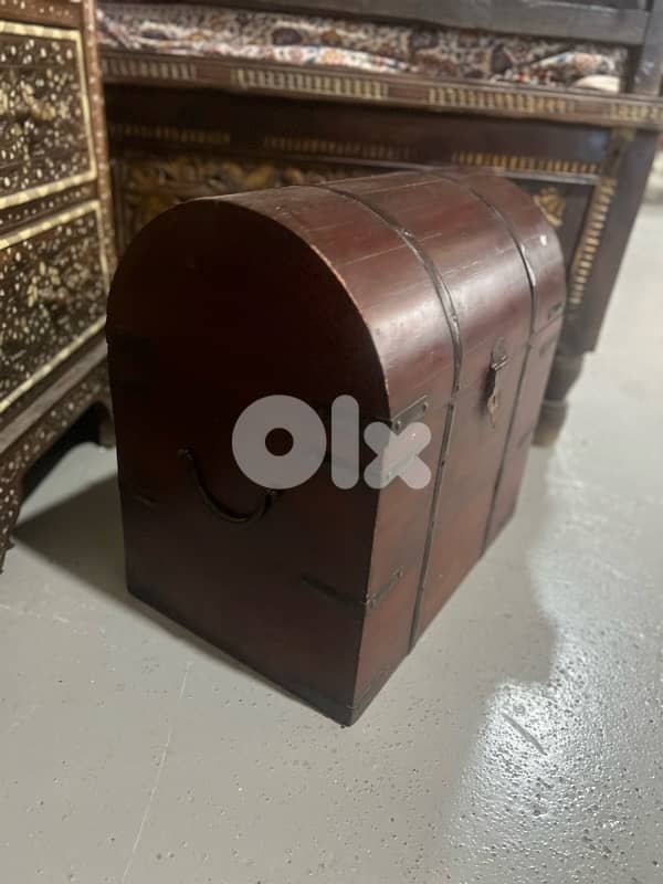solid wood box 1