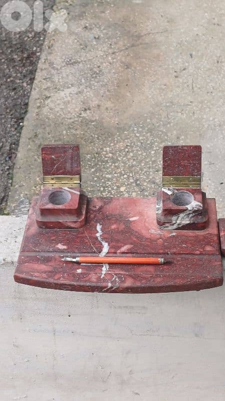antique 8