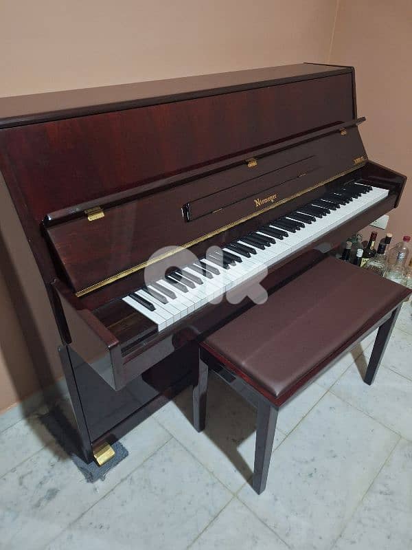 piano niemeyer Germany like new tuning warranty 3 pedal 0