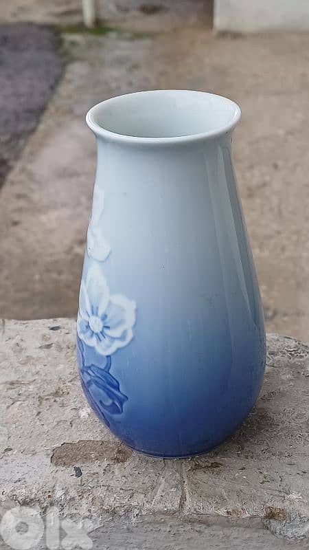 antique 4