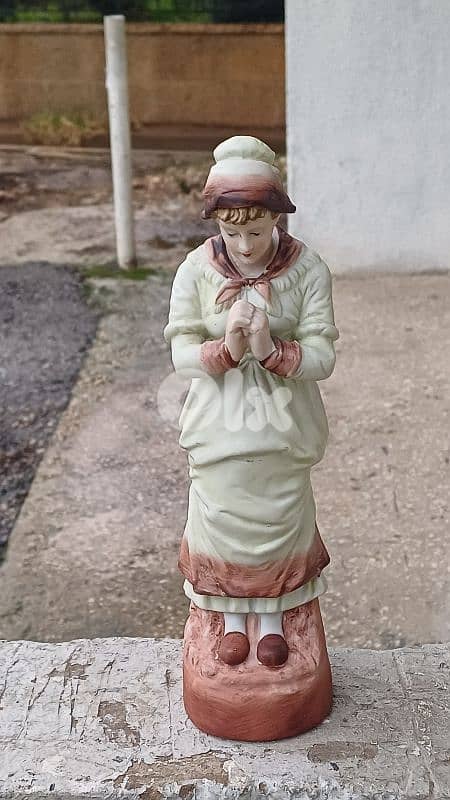 antique 0