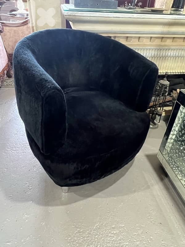 2 chairs with glass table 7